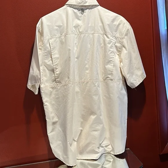 Rugged Earth Outfitters button down - Picture 3 of 3